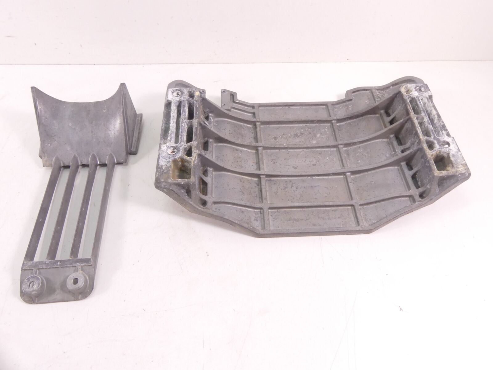 2009 Yamaha Waverunner VX1100 Deluxe Skid Plate Intake Grate Set 6D3-R1333-00-94 {{ shop.shopifyCountryName }} - Mototech271