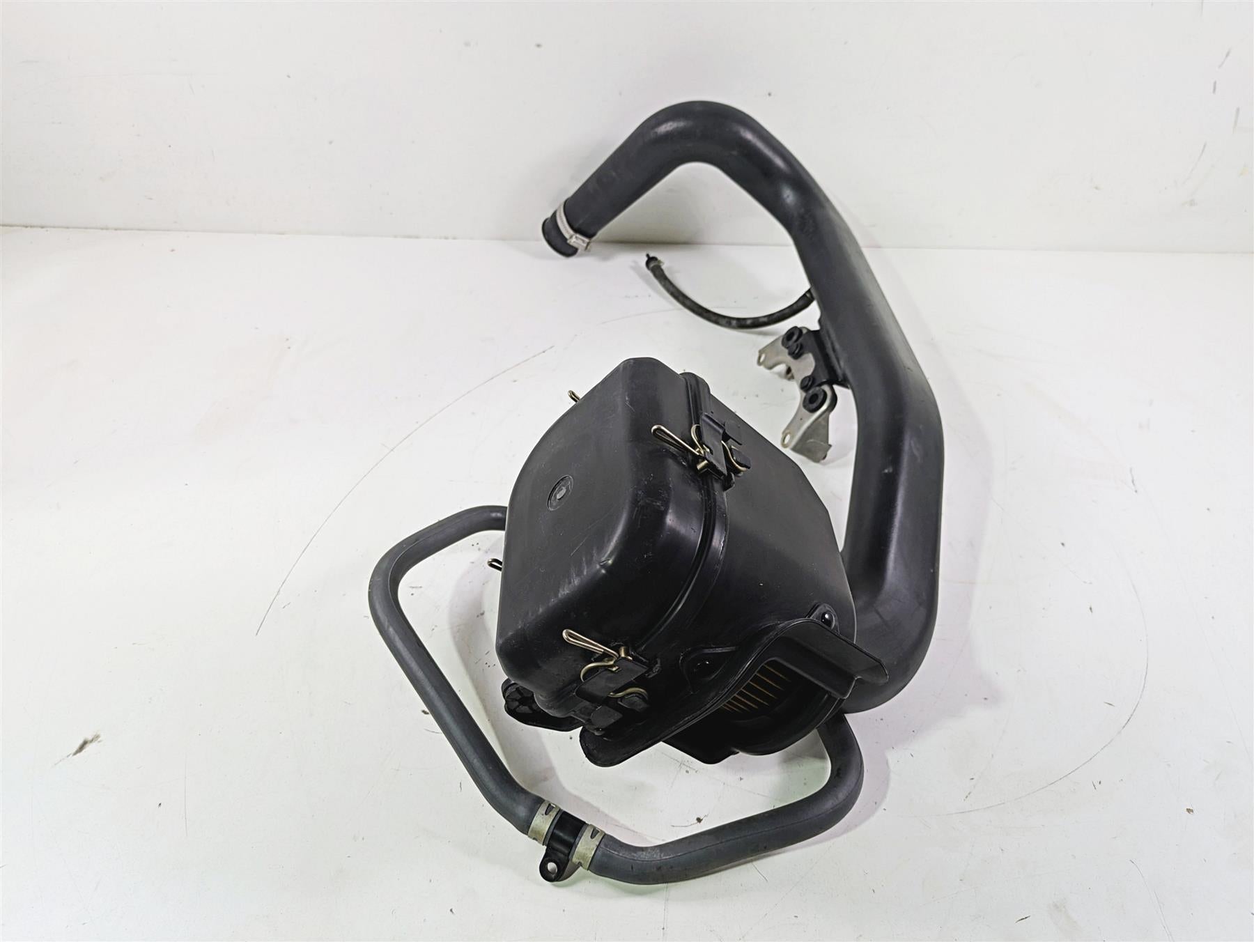 2004 Honda Aquatrax R-12X Air Cleaner Breather Filter 17215-HW3-670 17220-HW3-67 {{ shop.shopifyCountryName }} - Mototech271