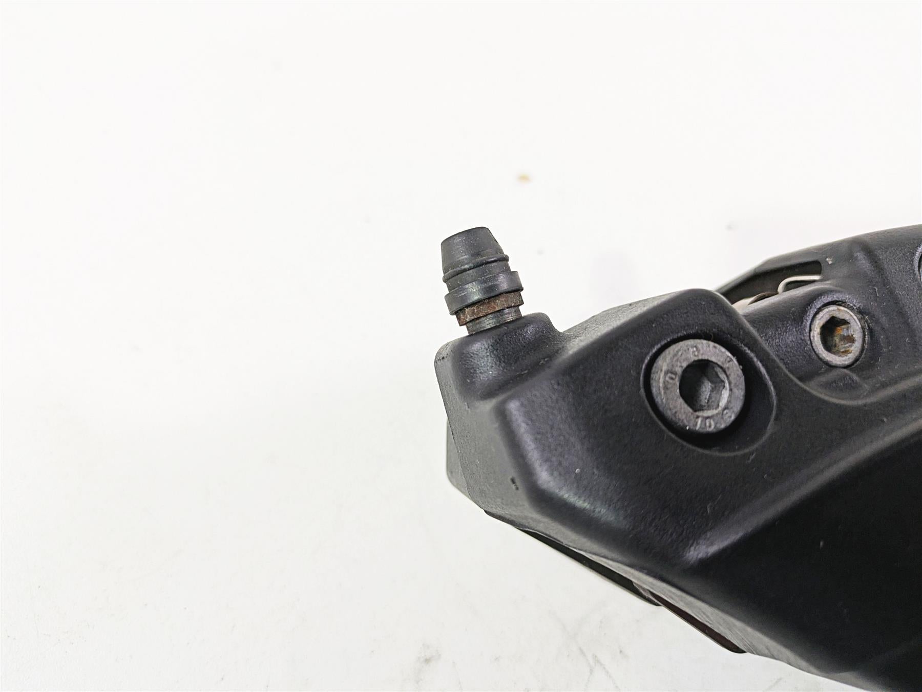 2021 Harley Touring FLTRX Road Glide Rear Brake Caliper & Bracket 44080-08C {{ shop.shopifyCountryName }} - Mototech271
