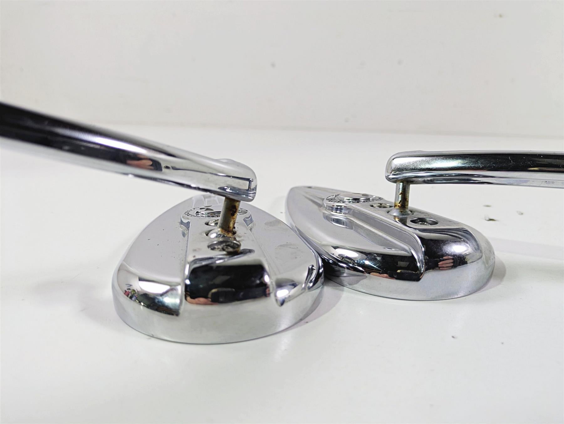 2007 Harley Sportster XL1200 C Willie G Skull Teardrop Mirrors 91315-04 {{ shop.shopifyCountryName }} - Mototech271