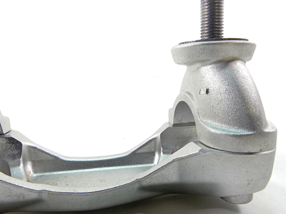 2022 Triumph Speed Triple 1200 RS Handlebar Riser Holder Clamp Set T2045126 {{ shop.shopifyCountryName }} - Mototech271