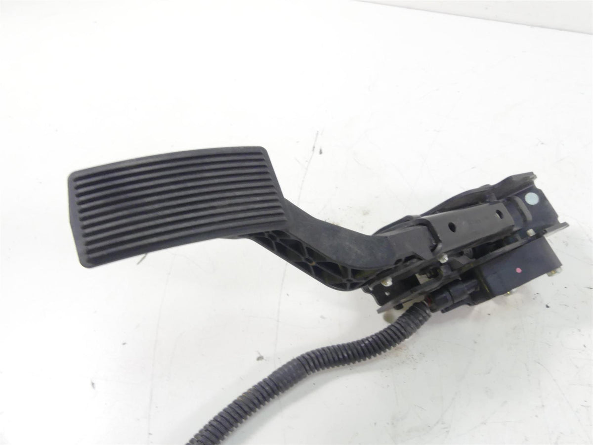 2017 Can Am Maverick X3 XDS Turbo R Foot Brake Accelerate Pedal Set 705601453 {{ shop.shopifyCountryName }} - Mototech271