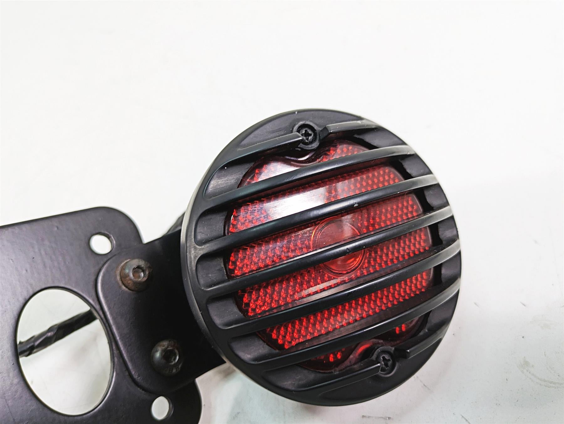 Harley Davidson Softail Rear Side Taillight License Plate Mount Holder {{ shop.shopifyCountryName }} - Mototech271