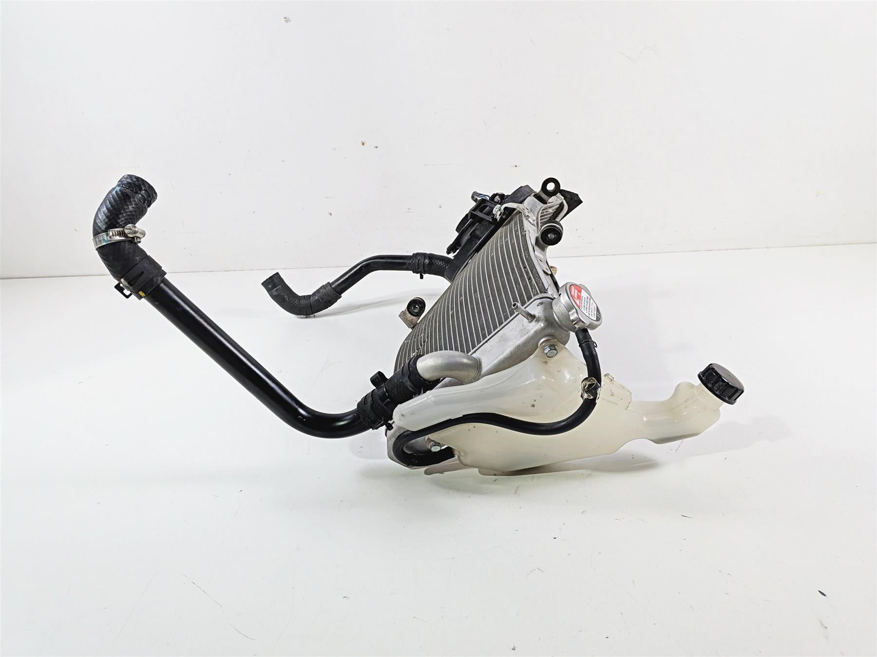 2022 Kawasaki ZX10R ZX1000 Ninja Radiator Fan Reservoir Hoses Set 39060-0759 {{ shop.shopifyCountryName }} - Mototech271
