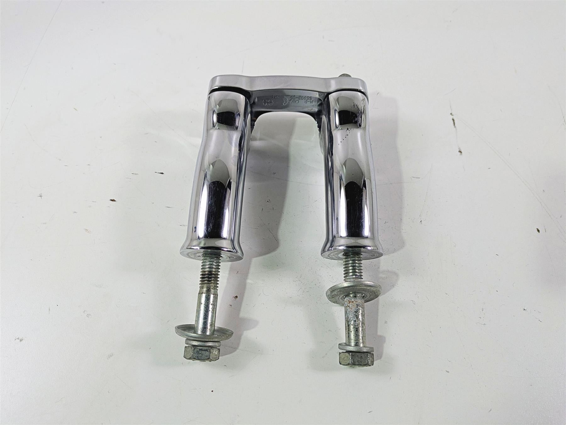 2014 Harley FLS Softail Slim Handlebar Riser Clamp Set 4.5" 55903-05 55902-05 {{ shop.shopifyCountryName }} - Mototech271