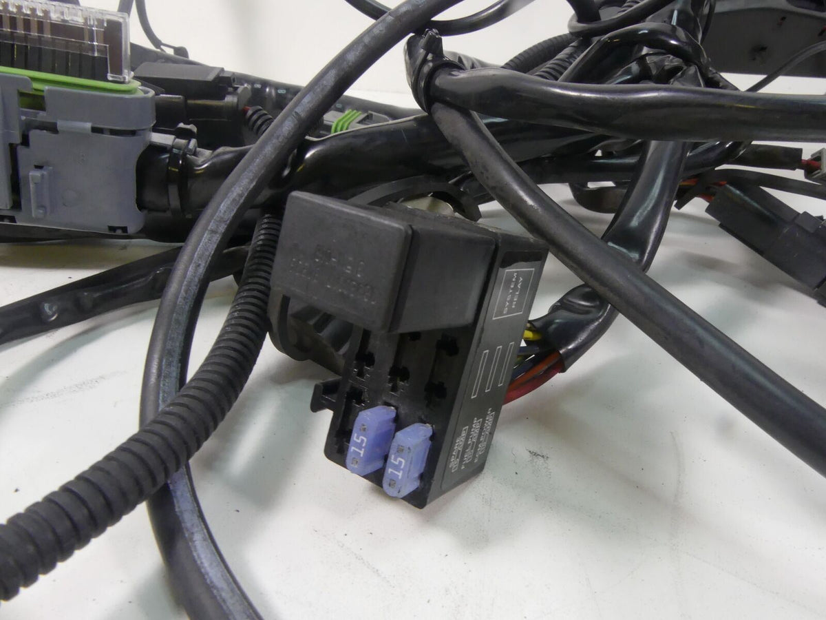 2006 Harley Touring FLHTCU SE CVO Main Wiring Harness Cable Loom - Read 70992-06 {{ shop.shopifyCountryName }} - Mototech271