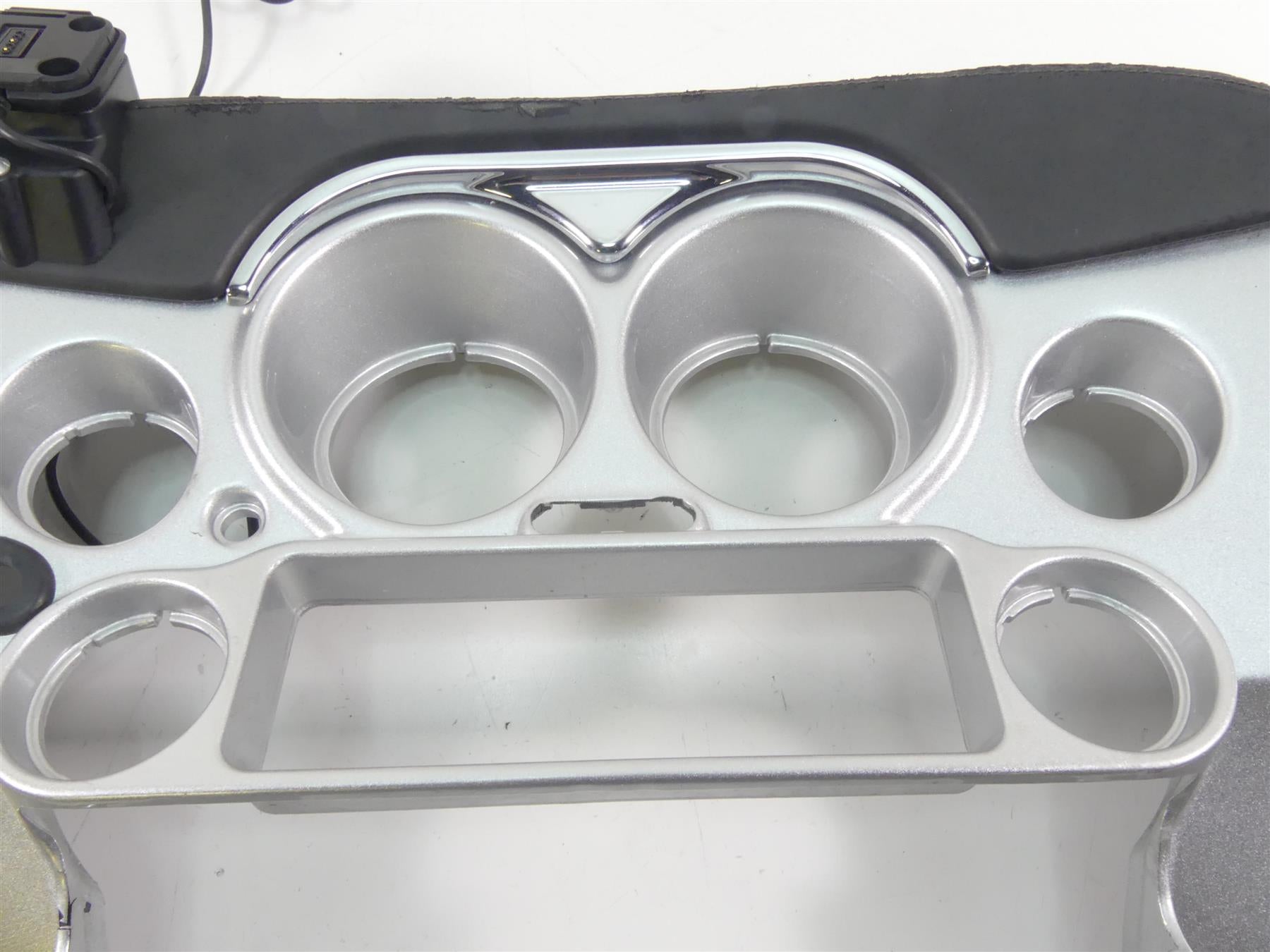 2009 Harley FLHTCU SE4 CVO E-Glide Inner Front Fairing & Speakers Set 58497-08A {{ shop.shopifyCountryName }} - Mototech271