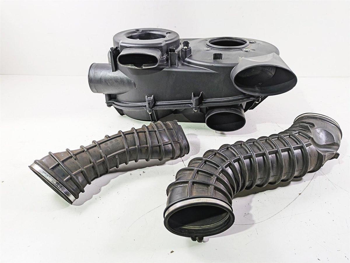 2023 Can Am Maverick X3 XMR Turbo RR Inner Outer Clutch Cover & Tubes 420212609 {{ shop.shopifyCountryName }} - Mototech271