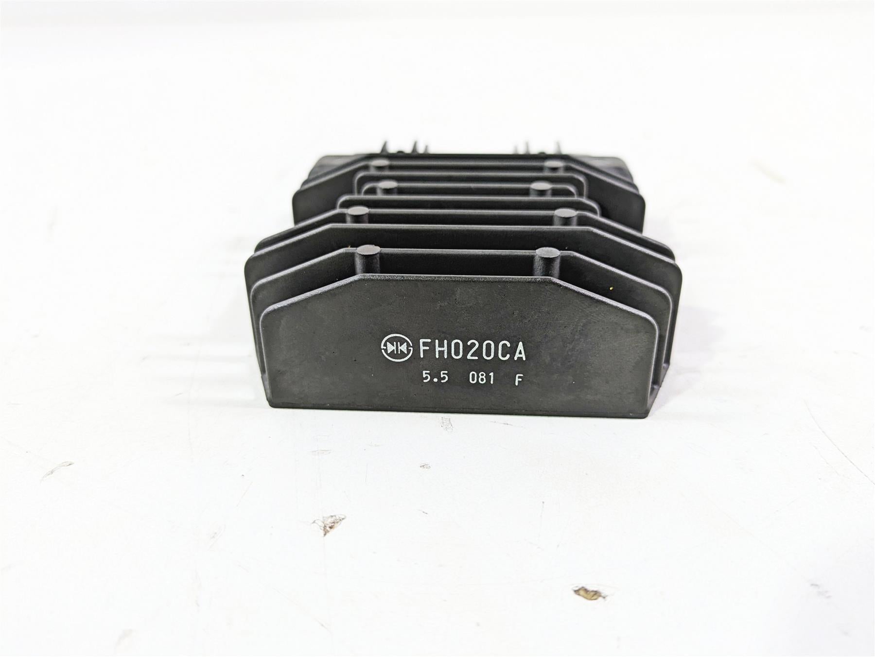 2016 BMW S1000RR K46 Rectifier Voltage Regulator FH020CA 12317718422 {{ shop.shopifyCountryName }} - Mototech271