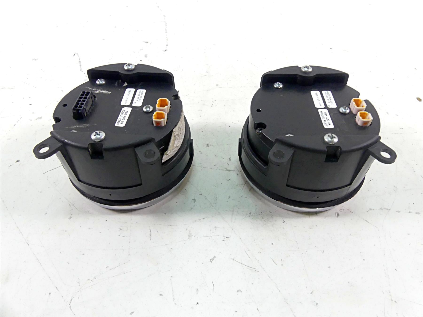 2002 Harley Touring FLHTC Electra Glide Dakota Digital Speedometer Tachometer FOR PARTS MVX-820 -0-KG-C {{ shop.shopifyCountryName }} - Mototech271