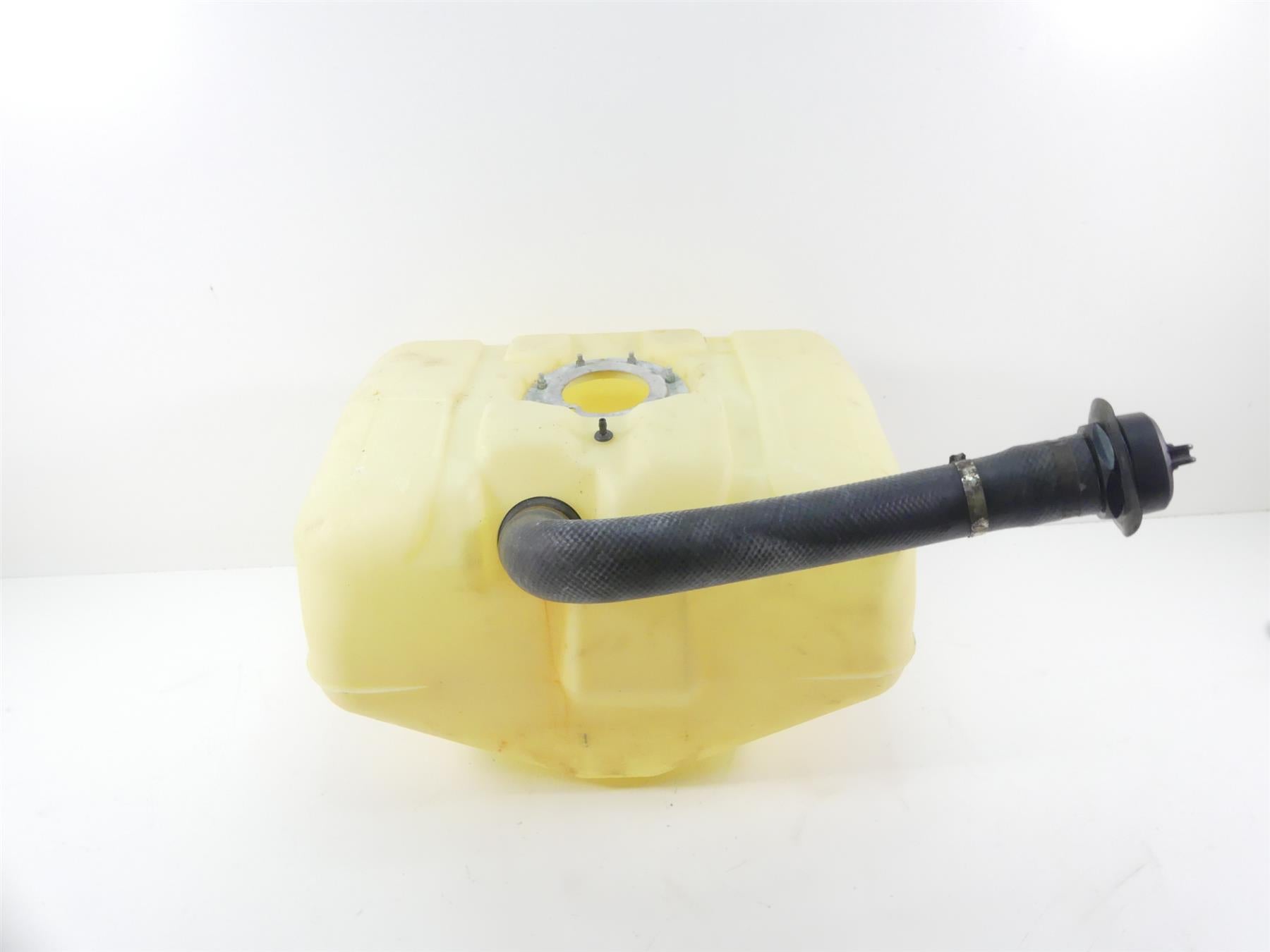 2015 Yamaha Waverunner Cruiser VX1100 Plastic Fuel Gas Petrol Tank F2S-U7711-02 {{ shop.shopifyCountryName }} - Mototech271
