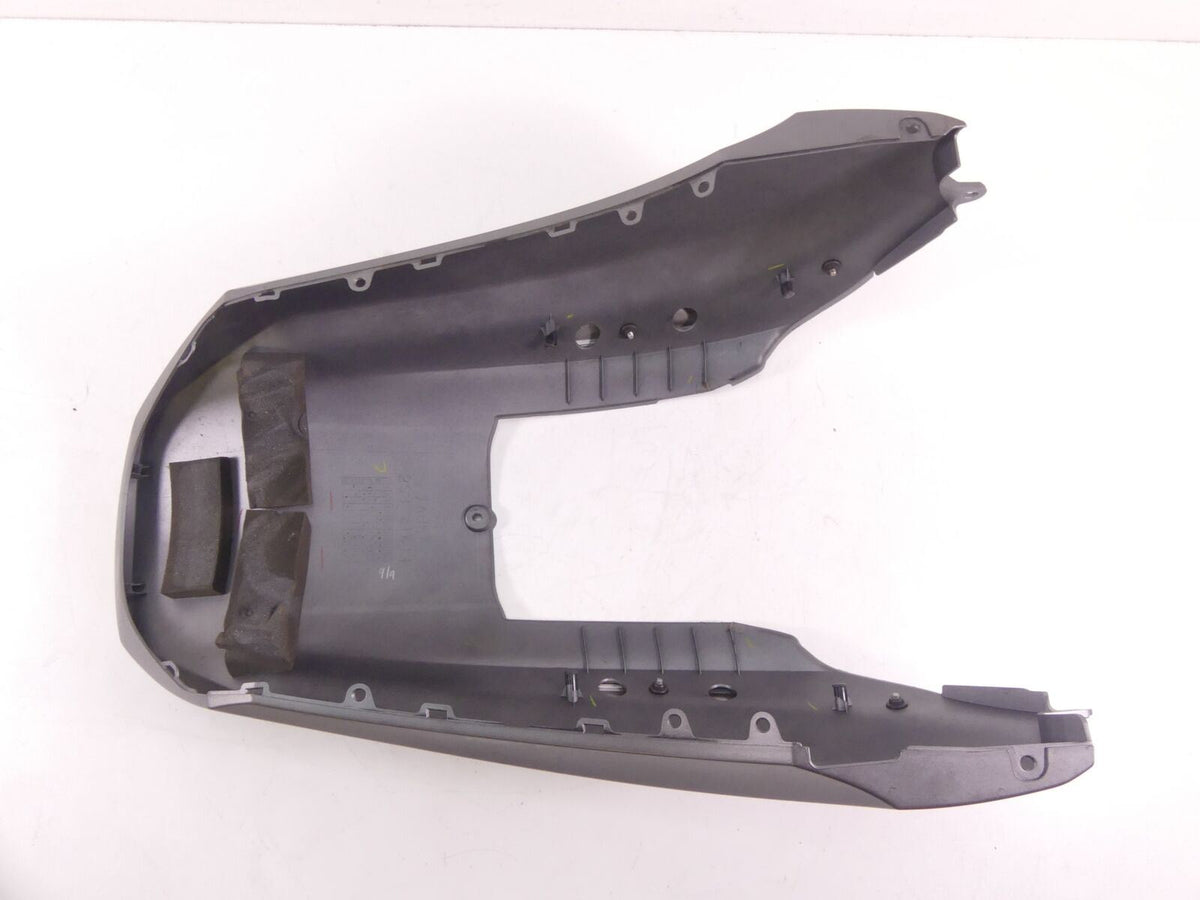 2014 Yamaha VMX17 V-Max 1700 Rear Fender Mud Guard Tire Hugger -Nice 2S3-21611-0 {{ shop.shopifyCountryName }} - Mototech271