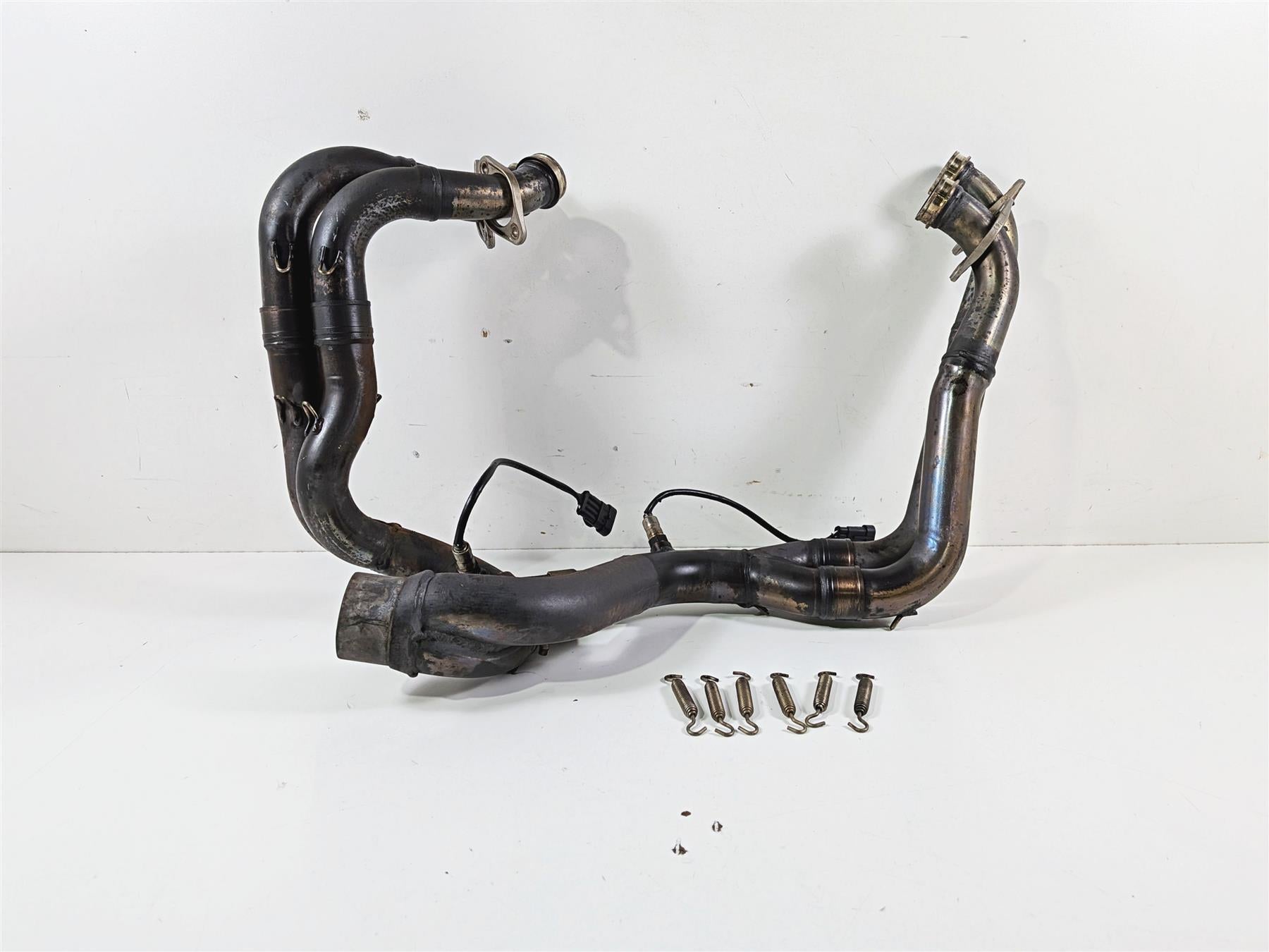 2018 Aprilia RSV4 RR Stock Exhaust Header Manifold Set 2B003106 {{ shop.shopifyCountryName }} - Mototech271