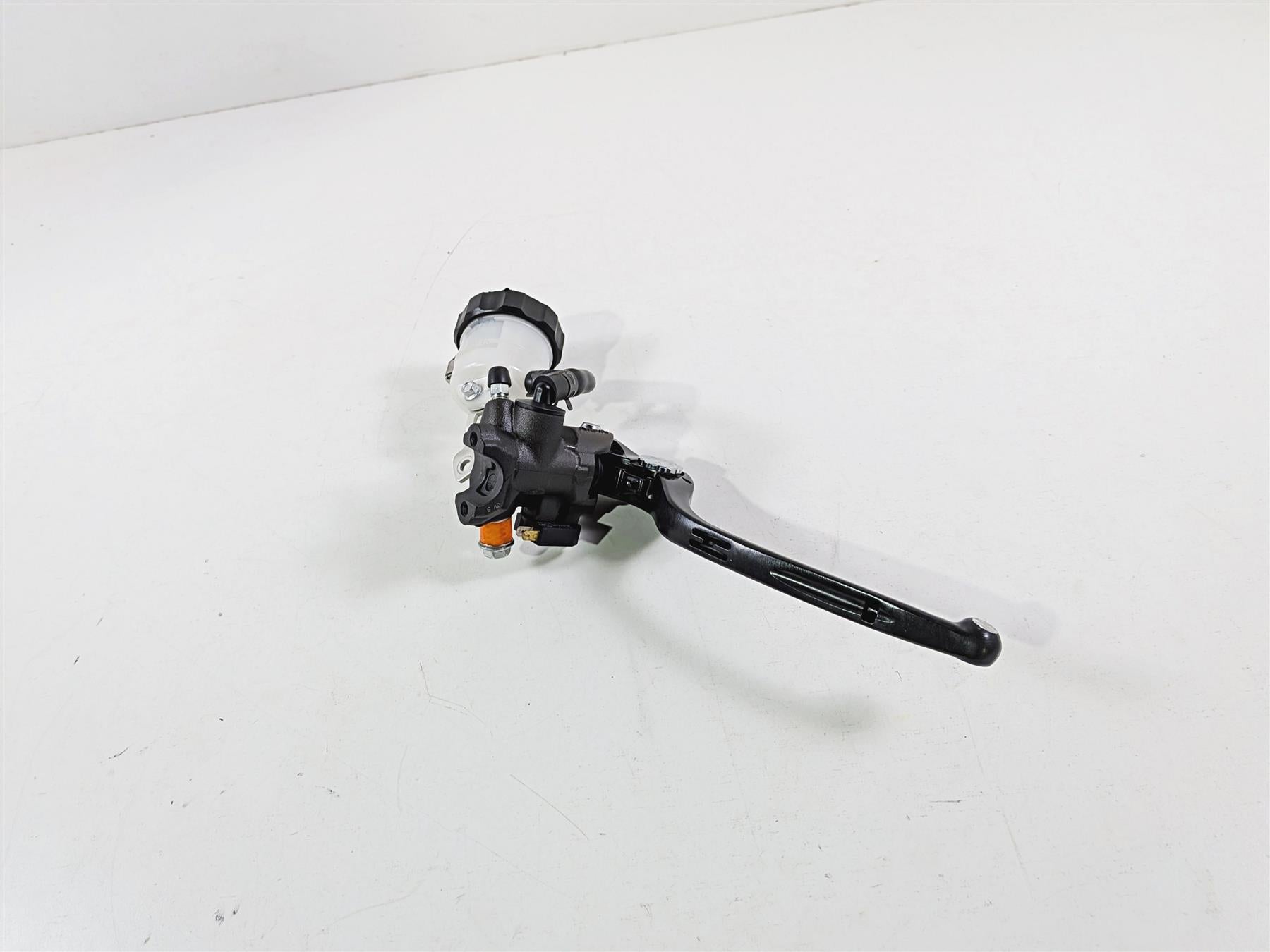 2024 Suzuki GSXR 600 Front Radial Brake Master Cylinder Nissin 11/16 59600-47H00 {{ shop.shopifyCountryName }} - Mototech271