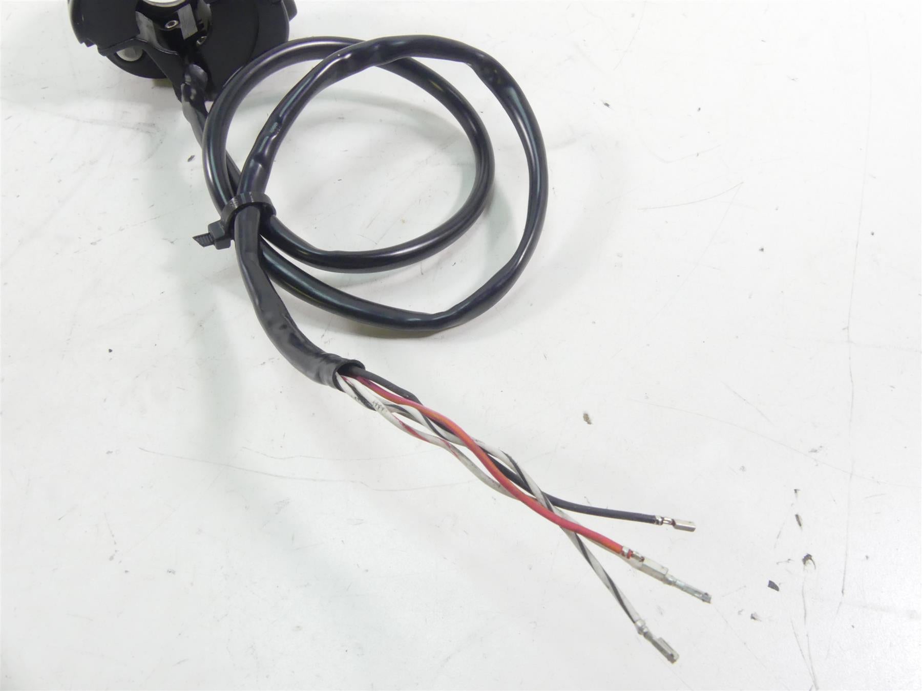 2017 Harley FLS Softail Slim Right Hand Start Stop Control Switch -Read 71500297 {{ shop.shopifyCountryName }} - Mototech271
