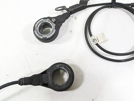 2017 Harley Touring FLTRXS Road Glide Front Rear Abs Wheel Speed Sensor 32700015 {{ shop.shopifyCountryName }} - Mototech271
