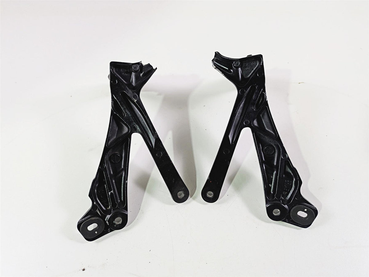 2023 Suzuki GSX1300 RR Hayabusa Rear Passenger Footpeg Set - Read 3600-10L00 {{ shop.shopifyCountryName }} - Mototech271