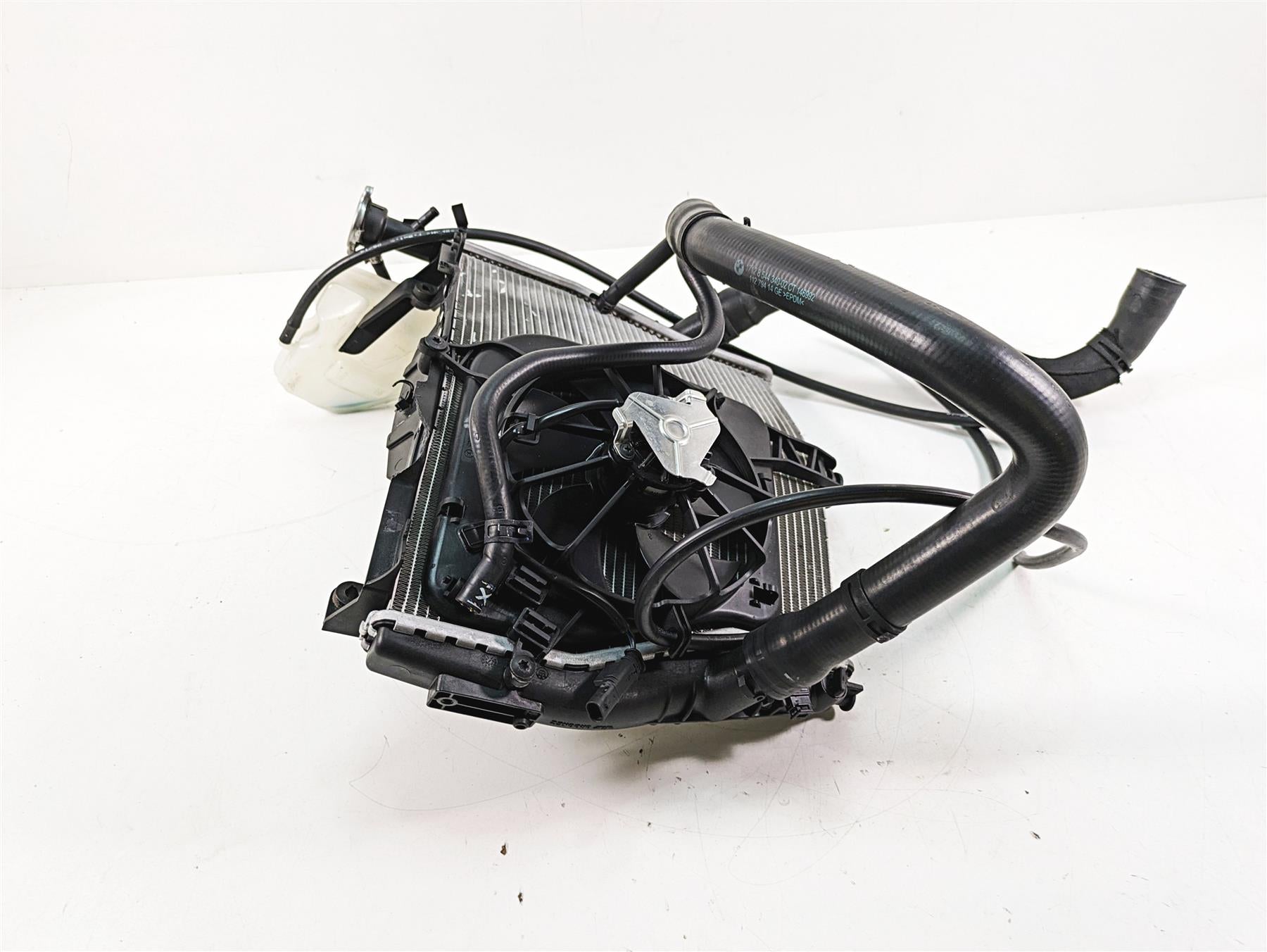 2015 BMW S1000RR K46 Radiator Fans Reservoir Hoses Set - Read 17118546822 {{ shop.shopifyCountryName }} - Mototech271