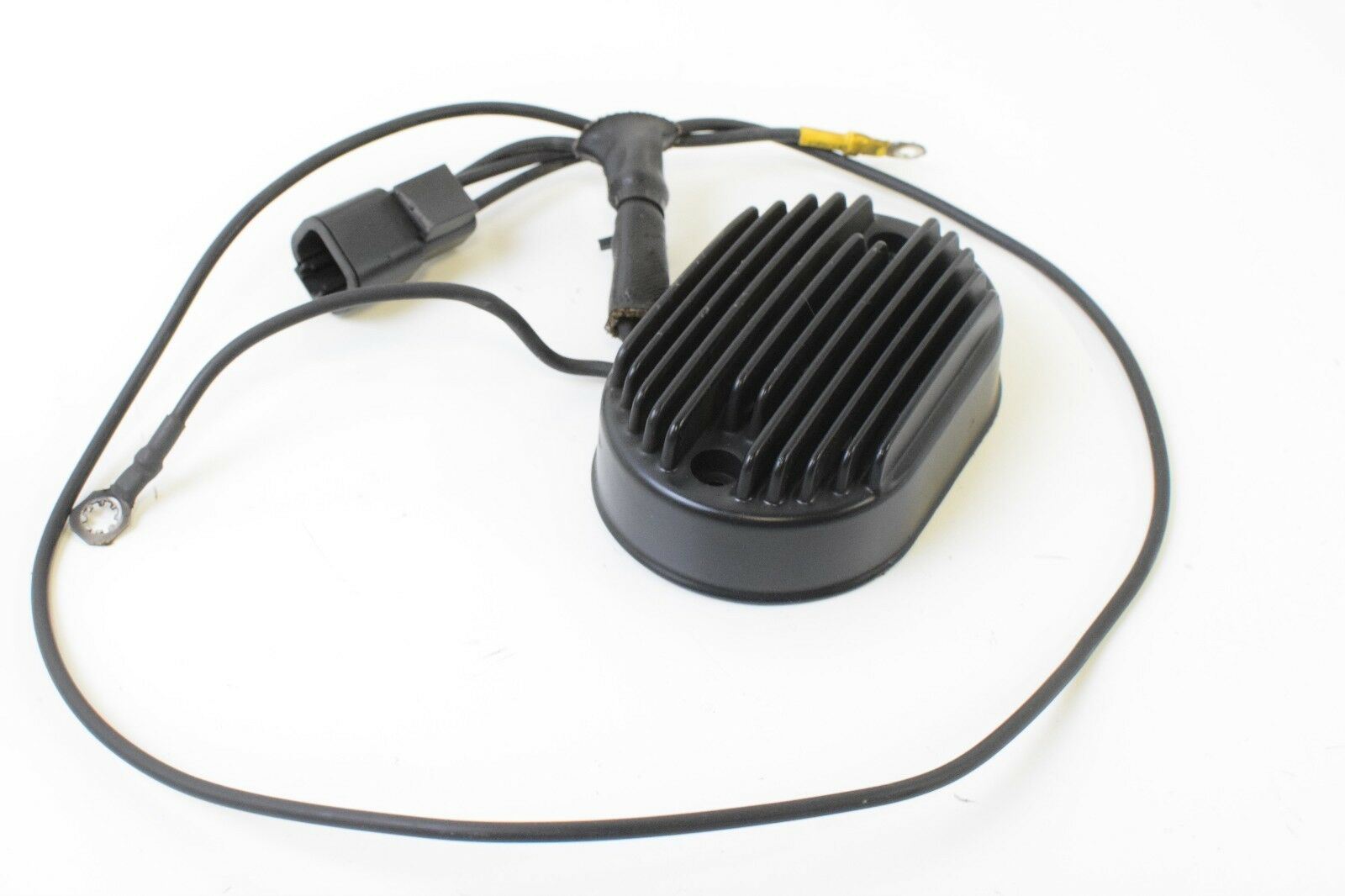 05 Harley FLSTNI Softail Deluxe Rectifier Voltage Regulator 74540-01 {{ shop.shopifyCountryName }} - Mototech271