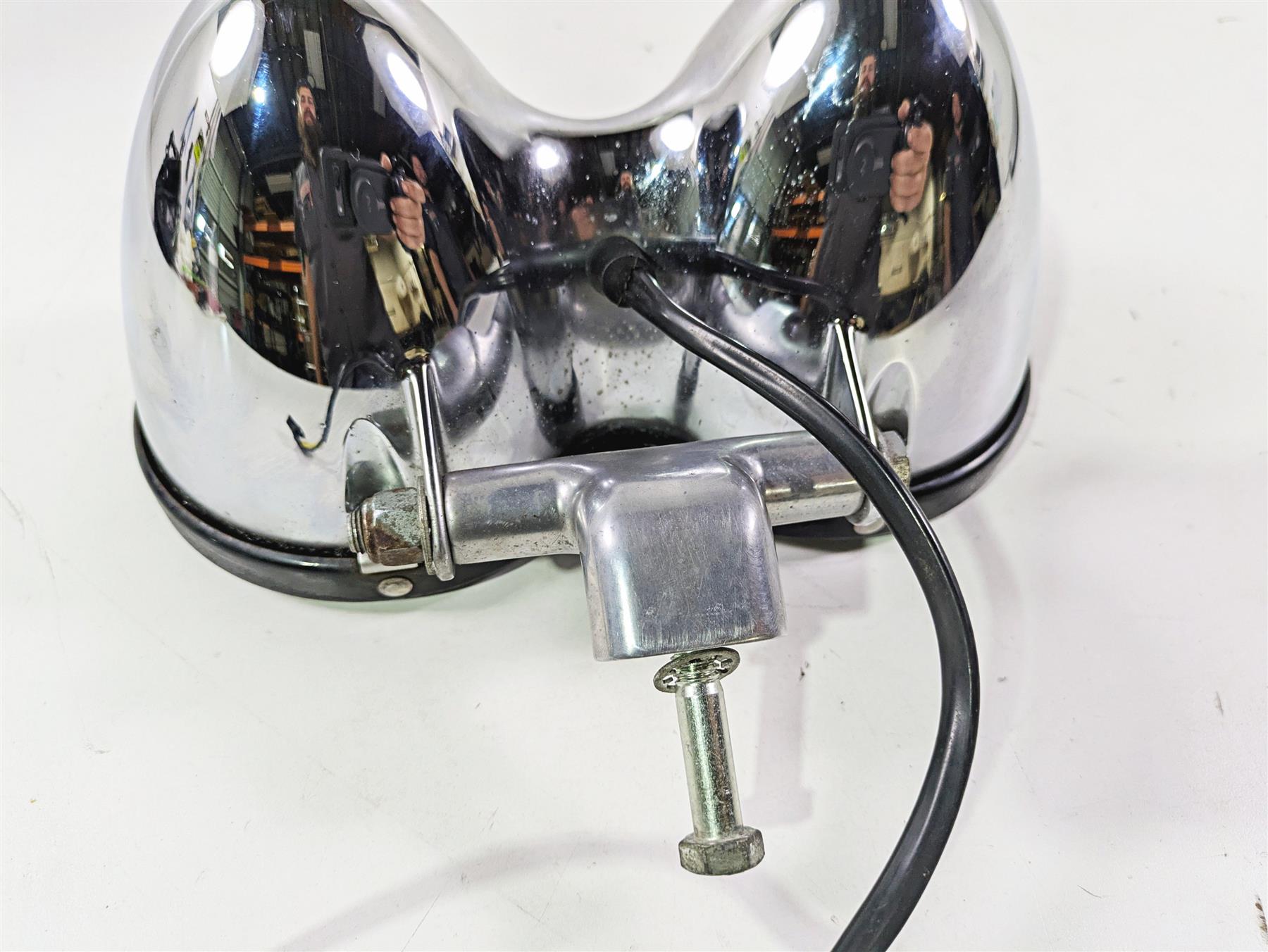 2015 Harley FXDF Dyna Fat Bob Headlight Head Light Lamp 67700167 {{ shop.shopifyCountryName }} - Mototech271