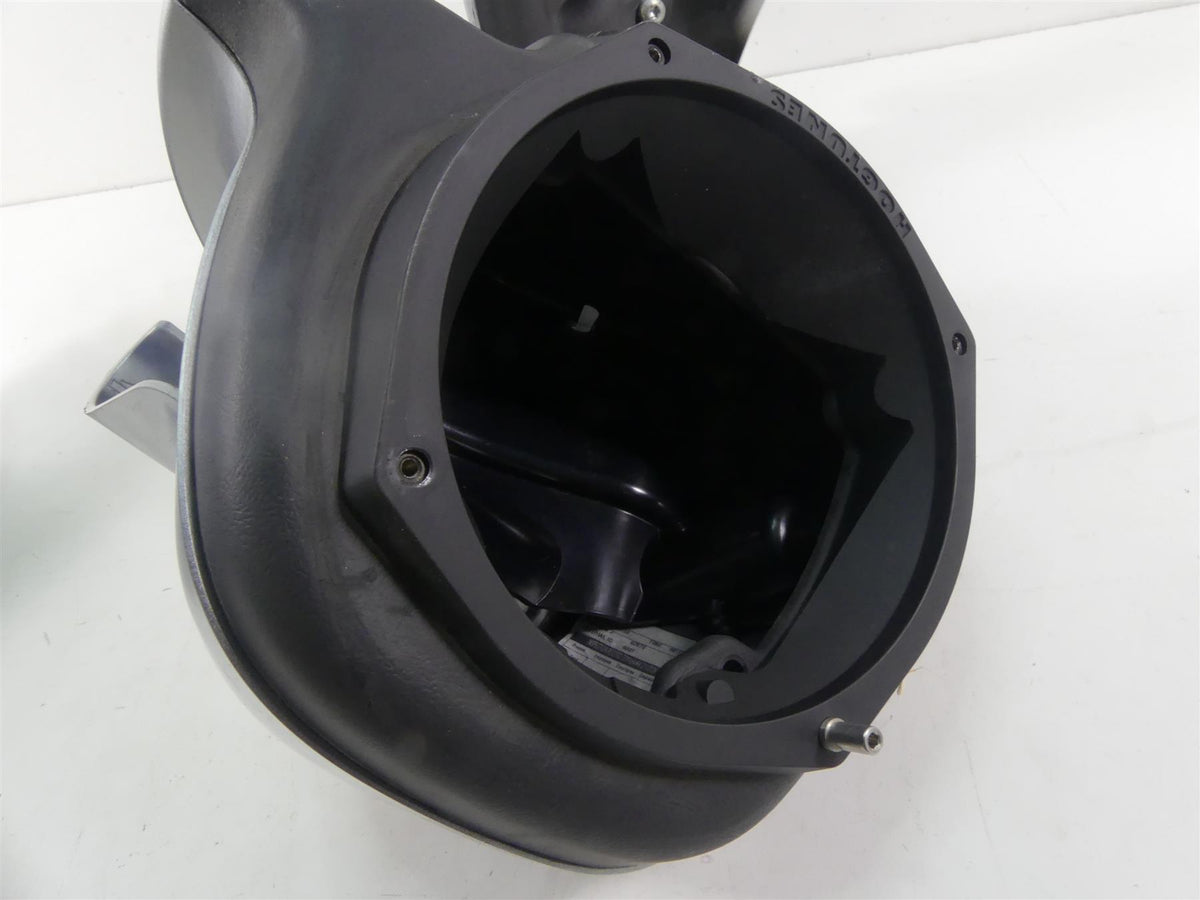 2010 Harley Touring FLHX Street Glide Lower Leg Fairings + Hogtunes Mounts {{ shop.shopifyCountryName }} - Mototech271