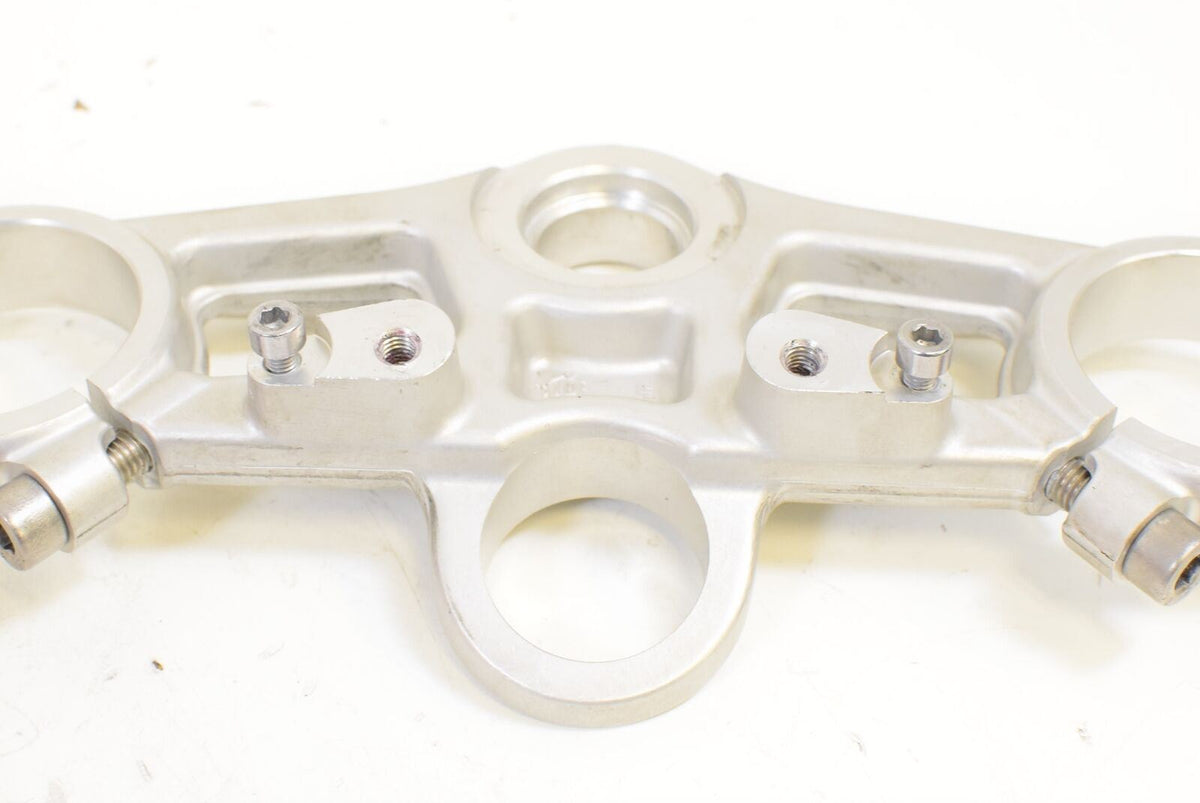 2012 Triumph Daytona 675 Upper Triple Tree Steering Stem T2049170 {{ shop.shopifyCountryName }} - Mototech271