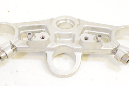 2012 Triumph Daytona 675 Upper Triple Tree Steering Stem T2049170 {{ shop.shopifyCountryName }} - Mototech271