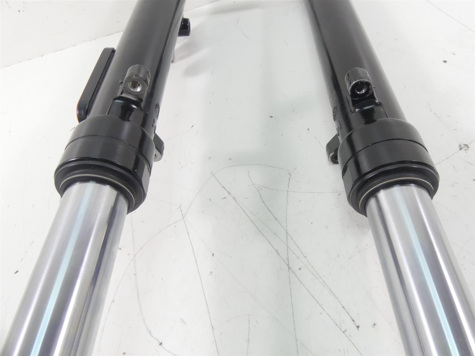 2016 Moto Guzzi V7 II Special 750 Straight Front Forks Triple Tree Set 2B001427 {{ shop.shopifyCountryName }} - Mototech271