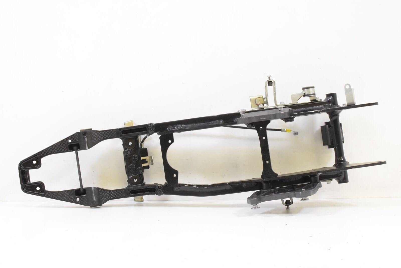 2007 Kawasaki ZX6R ZX636 ZX6 Ninja Straight Sub Frame Subframe 32160-0258 {{ shop.shopifyCountryName }} - Mototech271
