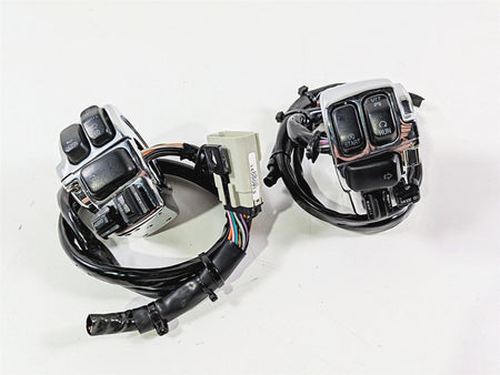2011 Harley Touring FLHTCU CVO Electra Glide Left Right Control Switch 71682-06A-Mototech271
