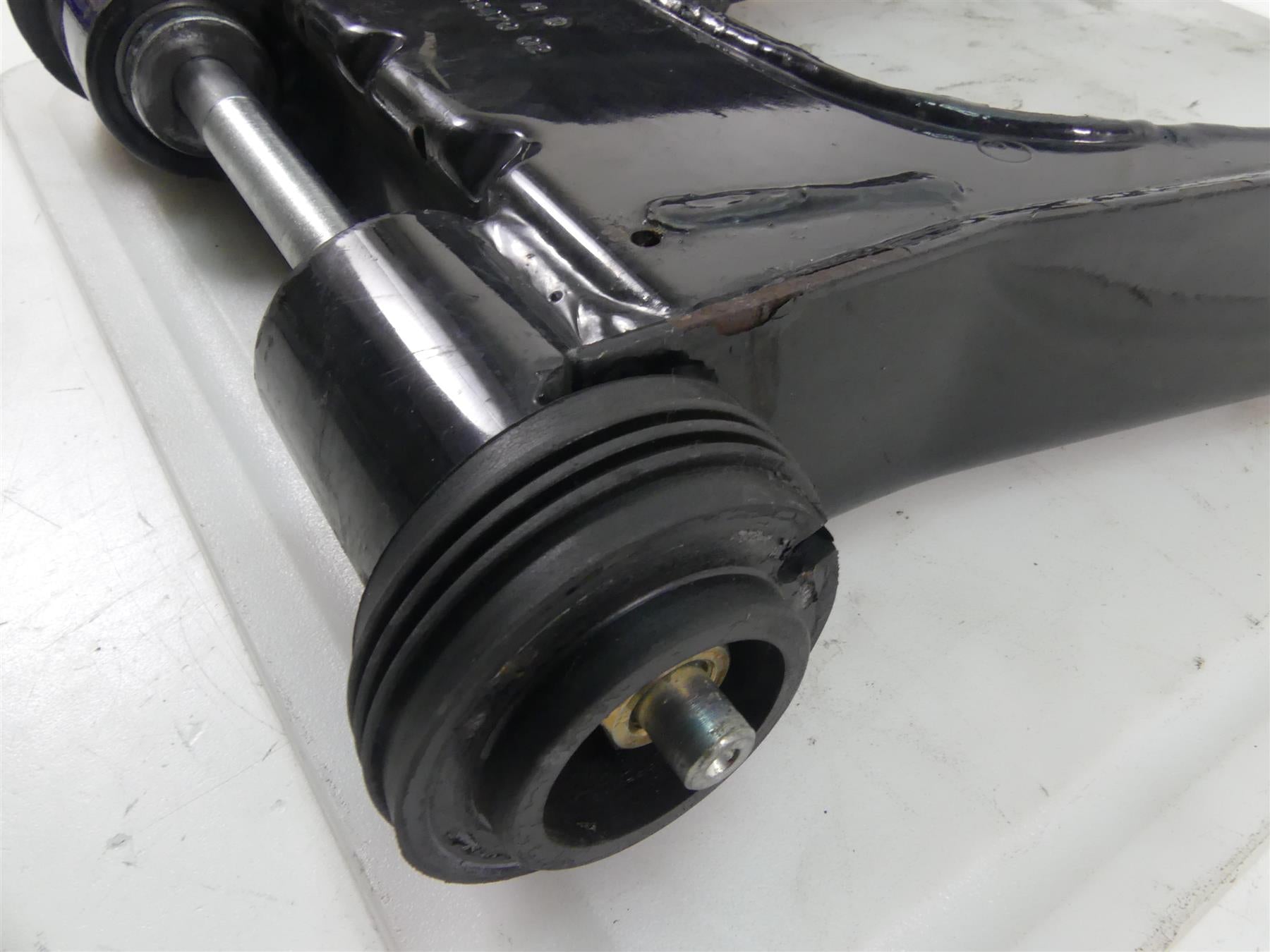 2005 Harley Touring CVO FLHTC SE Electra Glide Swingarm Swing Arm 1" 47549-02 {{ shop.shopifyCountryName }} - Mototech271