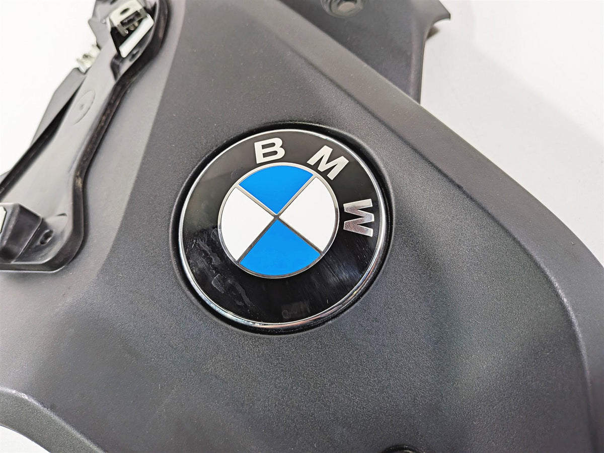 2019 BMW R1250GS K50 Left Intake Fairing & Emblem 46638556655 {{ shop.shopifyCountryName }} - Mototech271