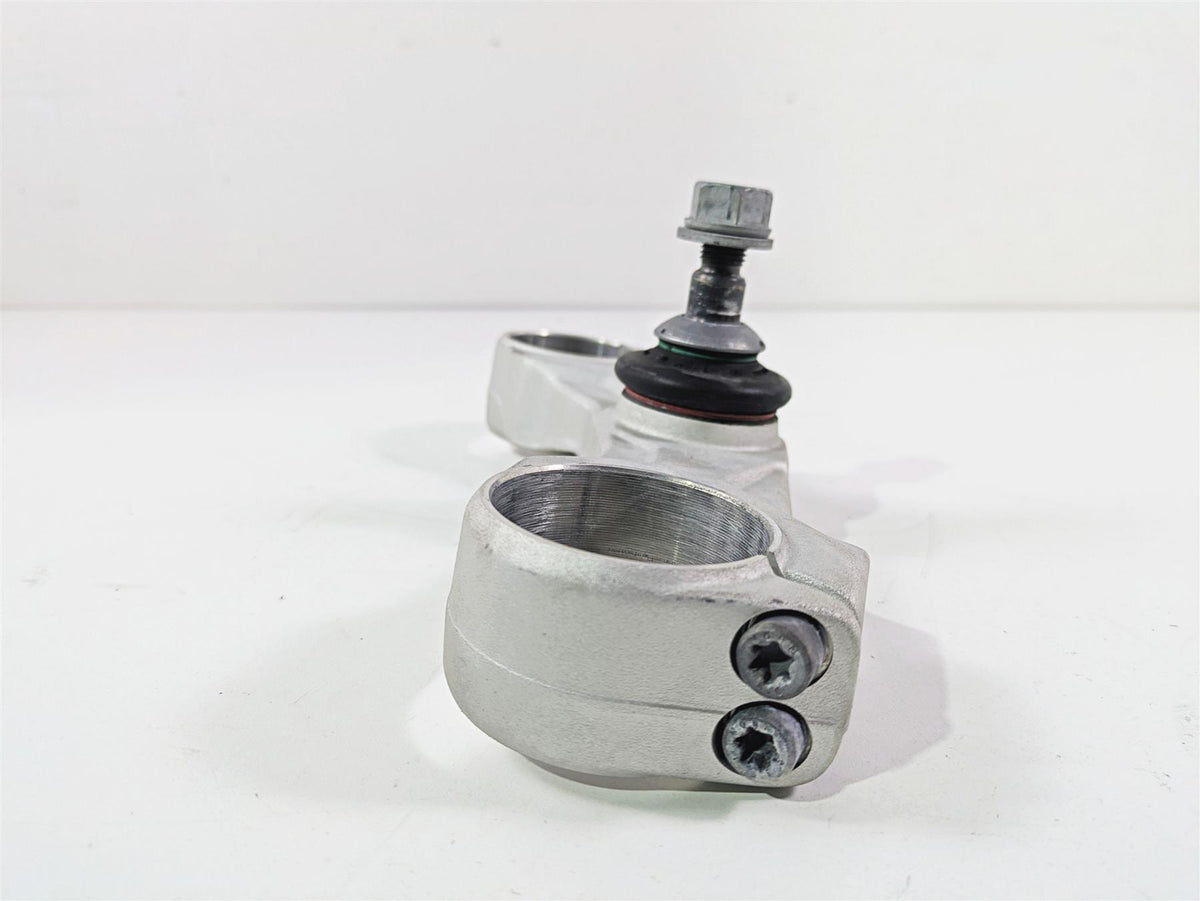 2016 BMW R1200RT K52 Lower Triple Tree Steering Clamp 31428549492 {{ shop.shopifyCountryName }} - Mototech271