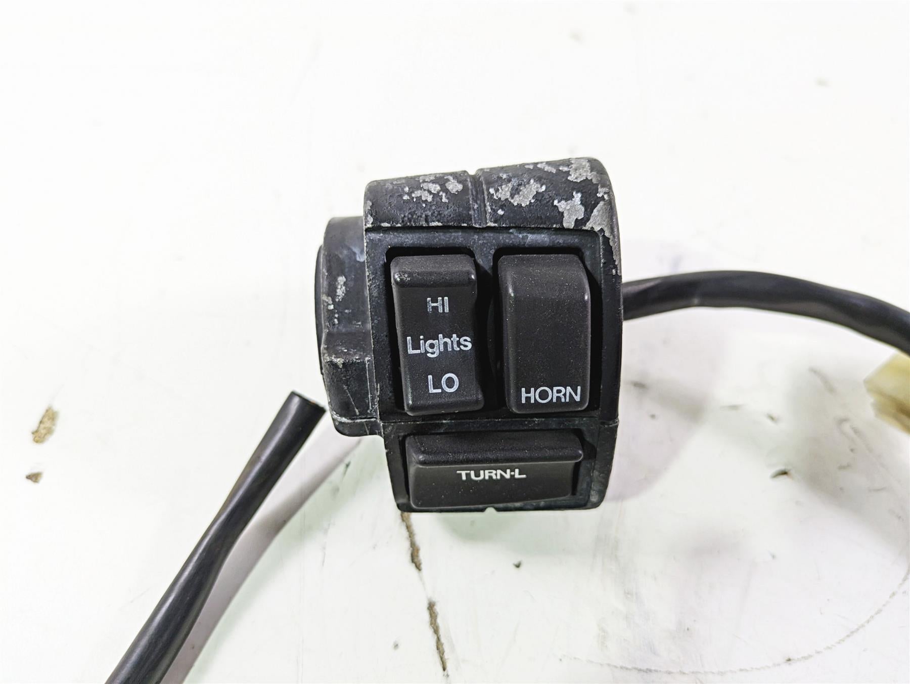 1992 Harley FLSTC Softail Heritage Left Hand Control Switch - Read 70218-87A {{ shop.shopifyCountryName }} - Mototech271