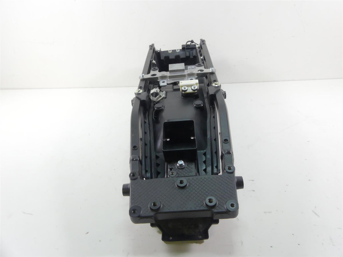 2017 Yamaha XT1200Z Super Tenere Rear Subframe & Inner Fender Set 2BS-21190-10 {{ shop.shopifyCountryName }} - Mototech271