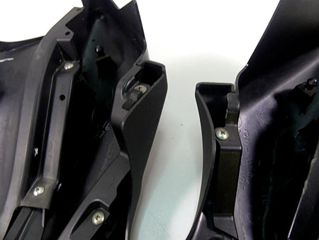 2008 Suzuki M109R VZR1800 Between Leg Side Cover Fairing Set 47211-48G00 {{ shop.shopifyCountryName }} - Mototech271