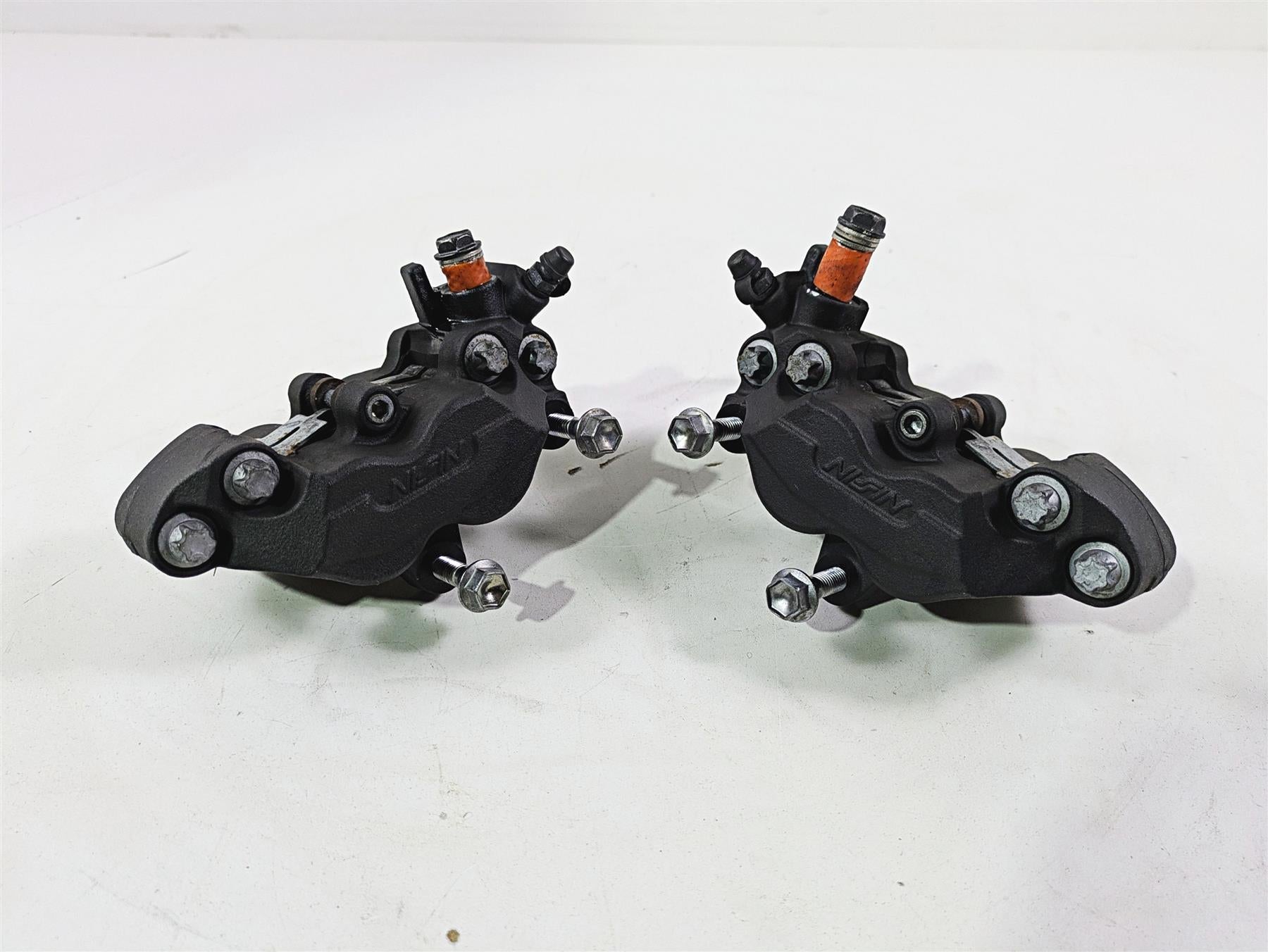 2021 Kawasaki Z900 ZR900 Nissin Front Brake Caliper Set 43080-0130 43080-0131 {{ shop.shopifyCountryName }} - Mototech271