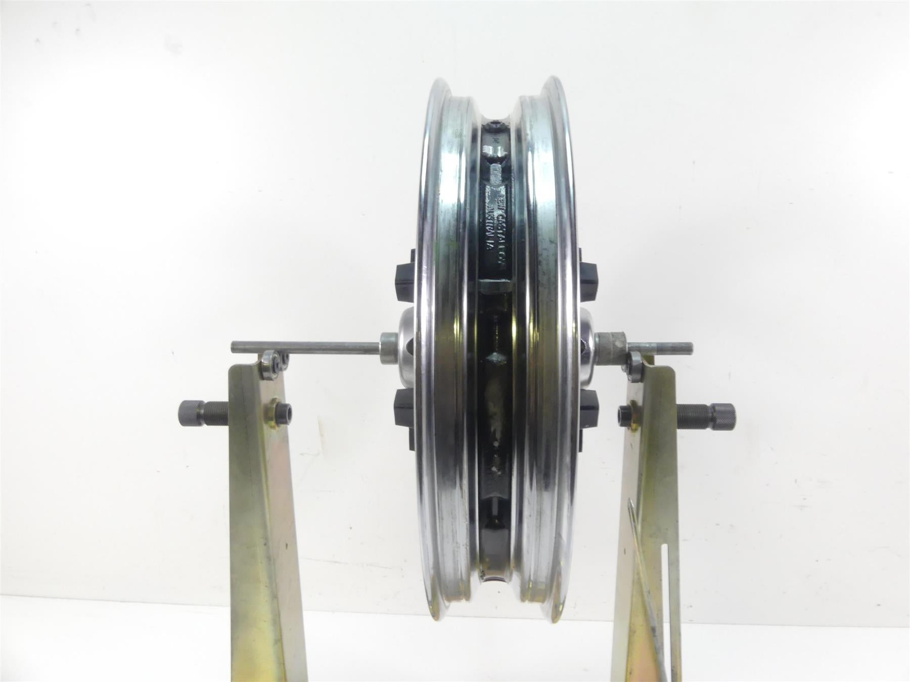 2014 Harley Touring FLHTK Electra Glide Front Impeller Wheel Rim 17x3 43300386 {{ shop.shopifyCountryName }} - Mototech271
