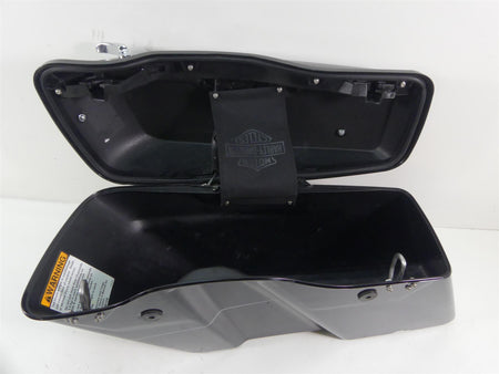 2014 Harley Touring FLHTK Electra Glide Right Saddle Bag Saddlebag 90200412 {{ shop.shopifyCountryName }} - Mototech271