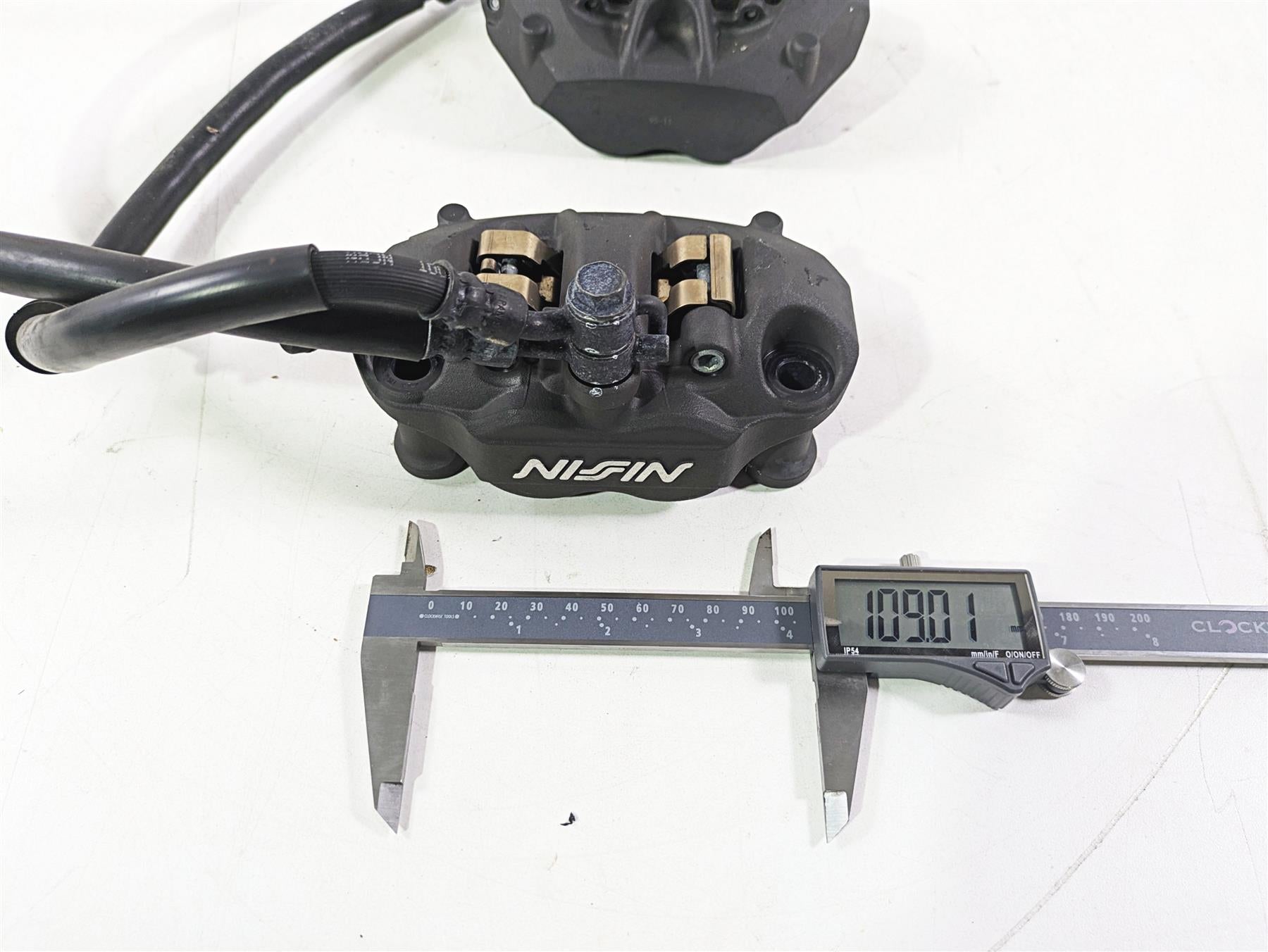 2020 Kawasaki ZX6R Ninja Front Brake Caliper Set Nissin 108mm 43080-0111-DJ {{ shop.shopifyCountryName }} - Mototech271