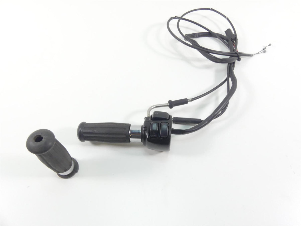 2008 Harley Softail FLSTSB Cross Bones Right Control Switch Throttle 71684-06 {{ shop.shopifyCountryName }} - Mototech271