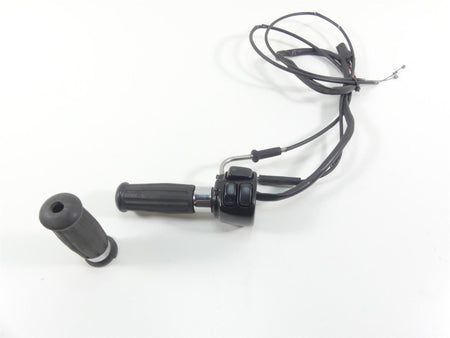2008 Harley Softail FLSTSB Cross Bones Right Control Switch Throttle 71684-06 {{ shop.shopifyCountryName }} - Mototech271