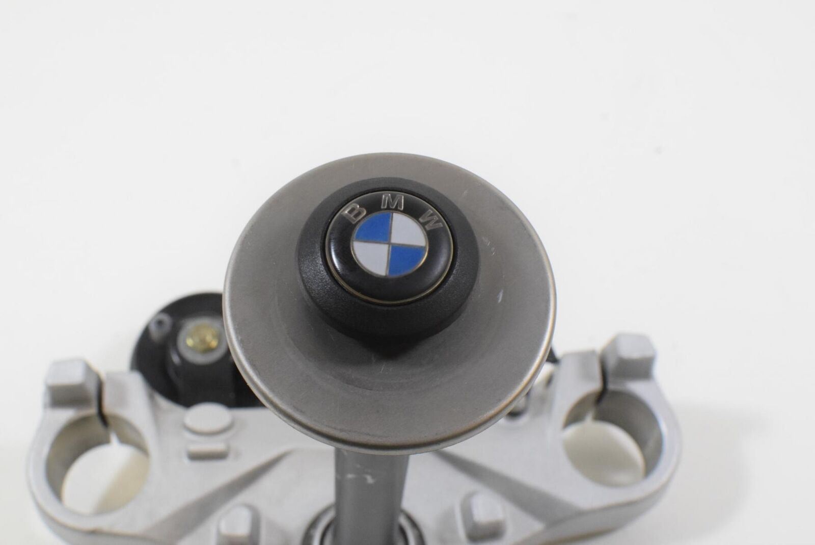 2009 BMW F800 ST K71 Lower Triple Tree Fork Clamp Yoke Stem 31427724818 {{ shop.shopifyCountryName }} - Mototech271