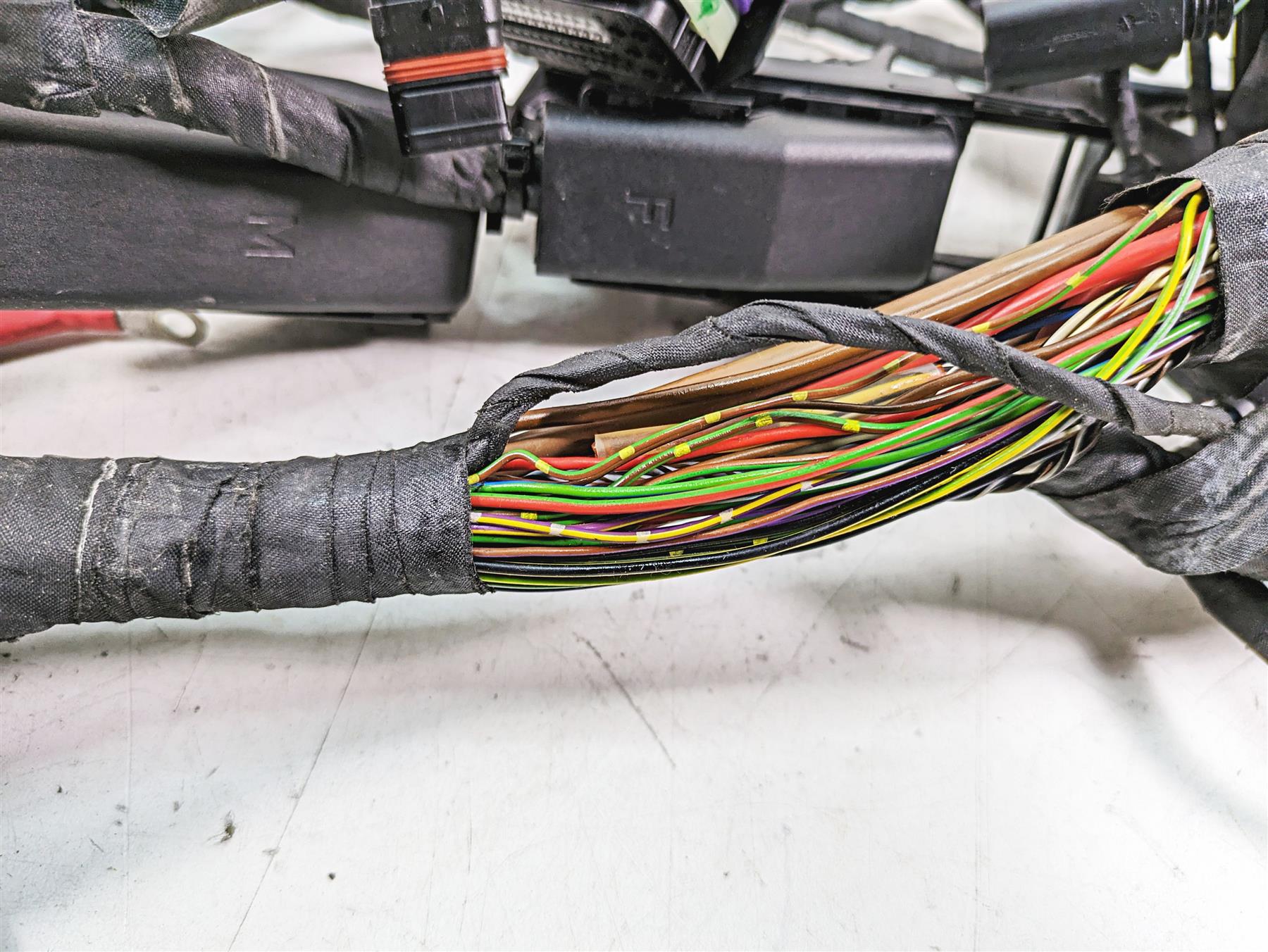2007 BMW R1200GS K255 Adv K25 Main & Engine Wiring Harness - No Cuts 61117704196 {{ shop.shopifyCountryName }} - Mototech271