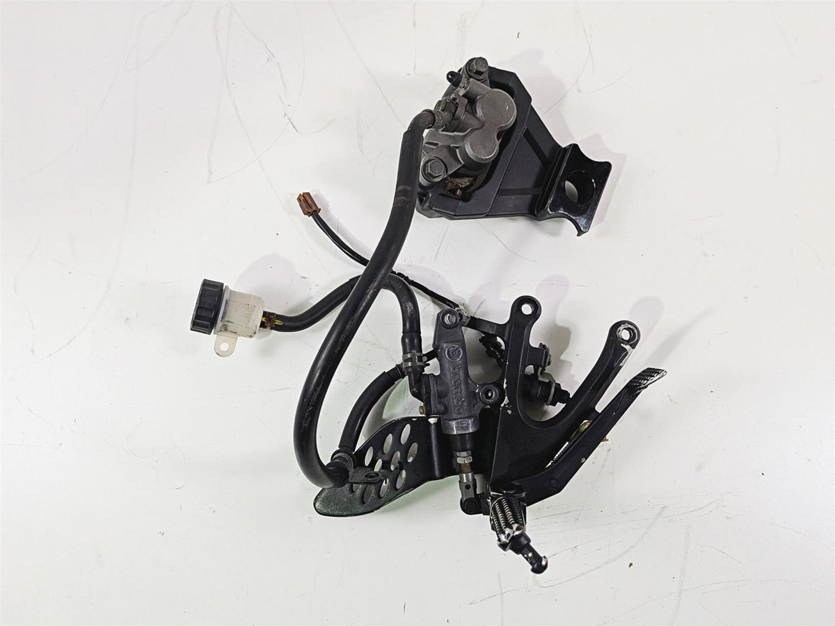 2002 Yamaha YZFR1 R1 Right Footpeg + Master & Caliper Set - Read 5JJ-27420-01 {{ shop.shopifyCountryName }} - Mototech271