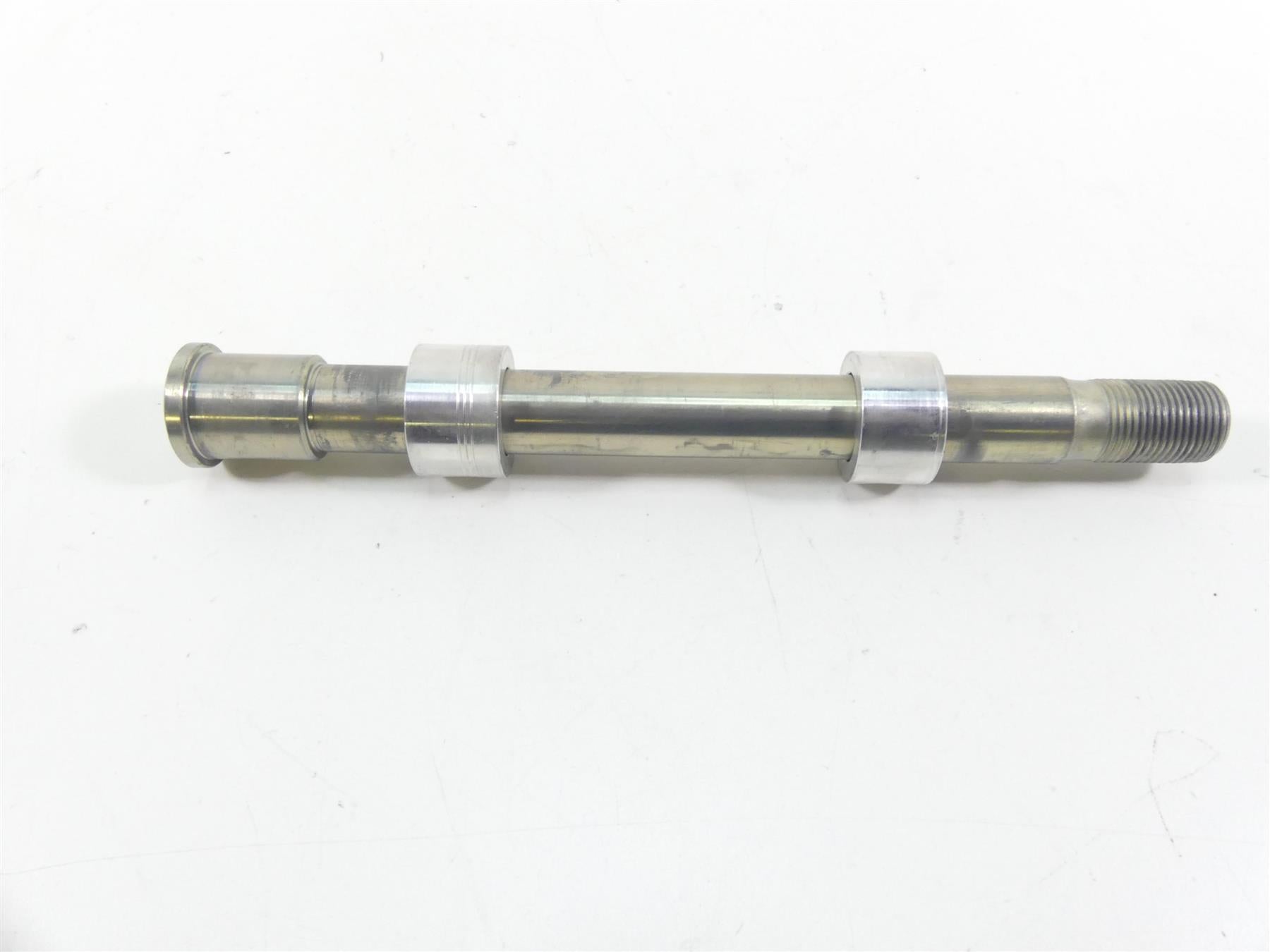 2018 Harley Softail FXFB Fat Bob Straight Front Wheel Spindle Axle 43000080 {{ shop.shopifyCountryName }} - Mototech271