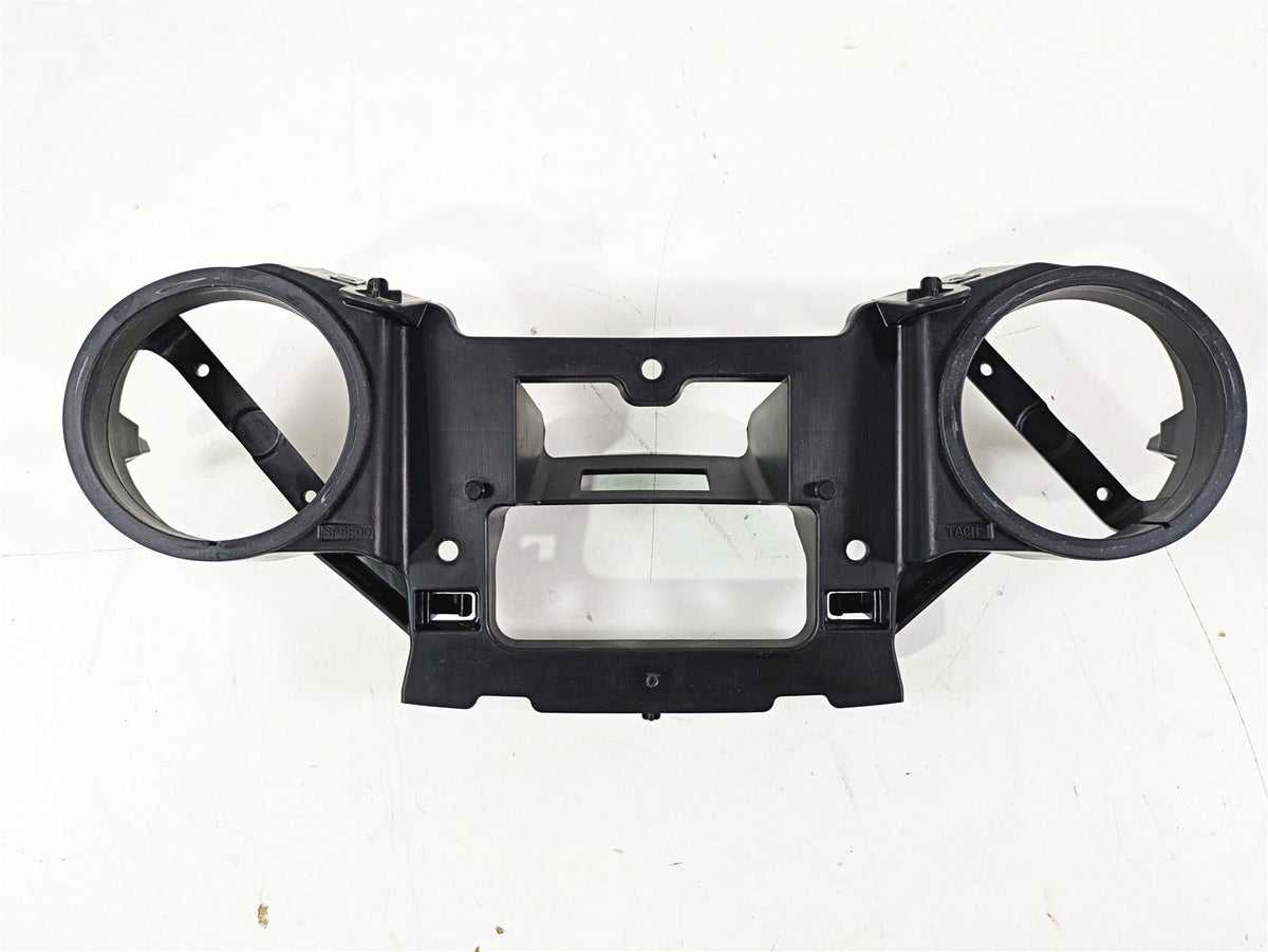 2019 Indian Chieftain Limited Front Inner Gauge Panel Dash Cover 5452783 {{ shop.shopifyCountryName }} - Mototech271