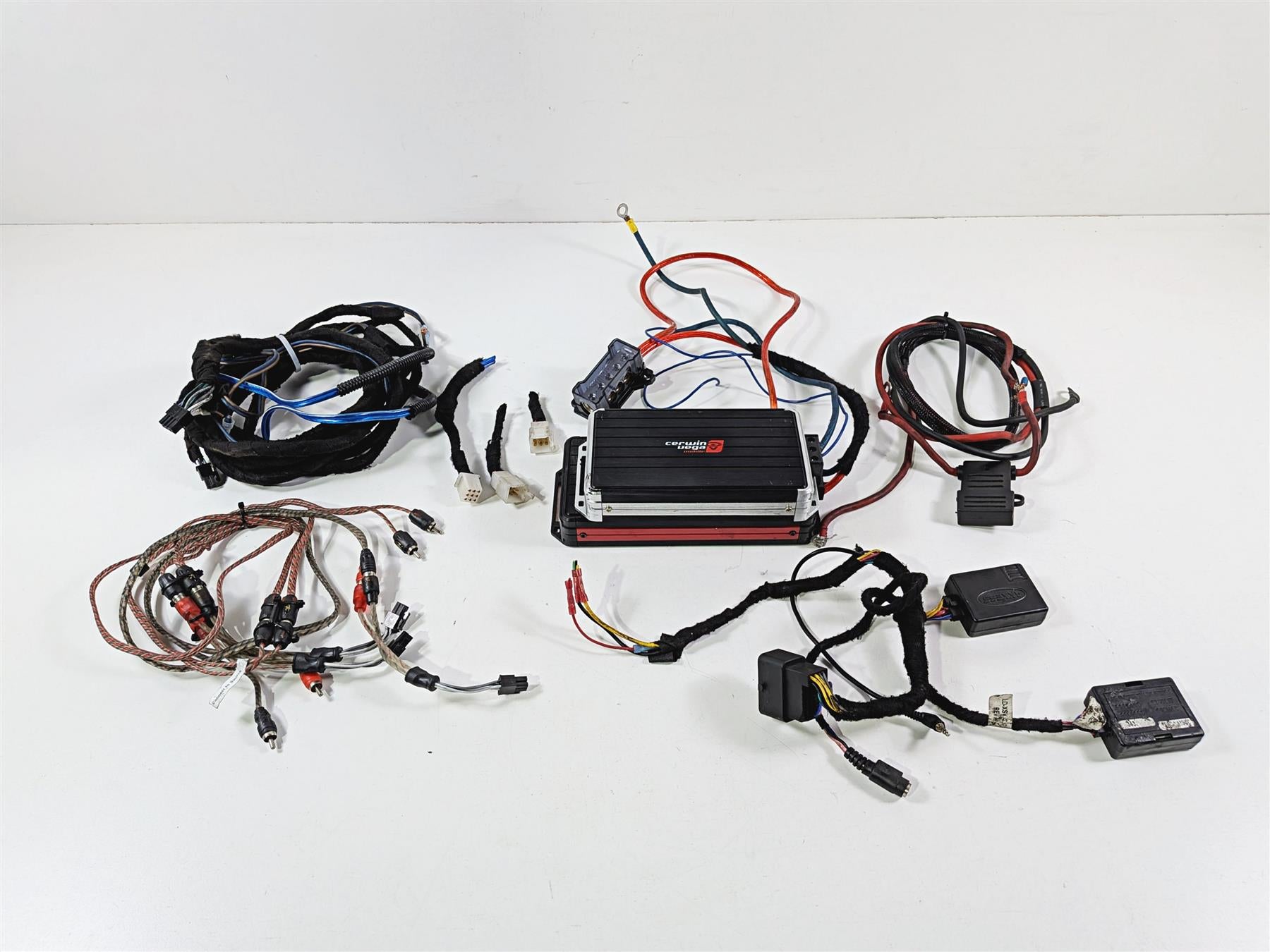 2017 Harley Touring FLHXS Street Glide Car Motorcycle Harley Cerwin Vega Amp Amplifier Set VCU85 B52 {{ shop.shopifyCountryName }} - Mototech271