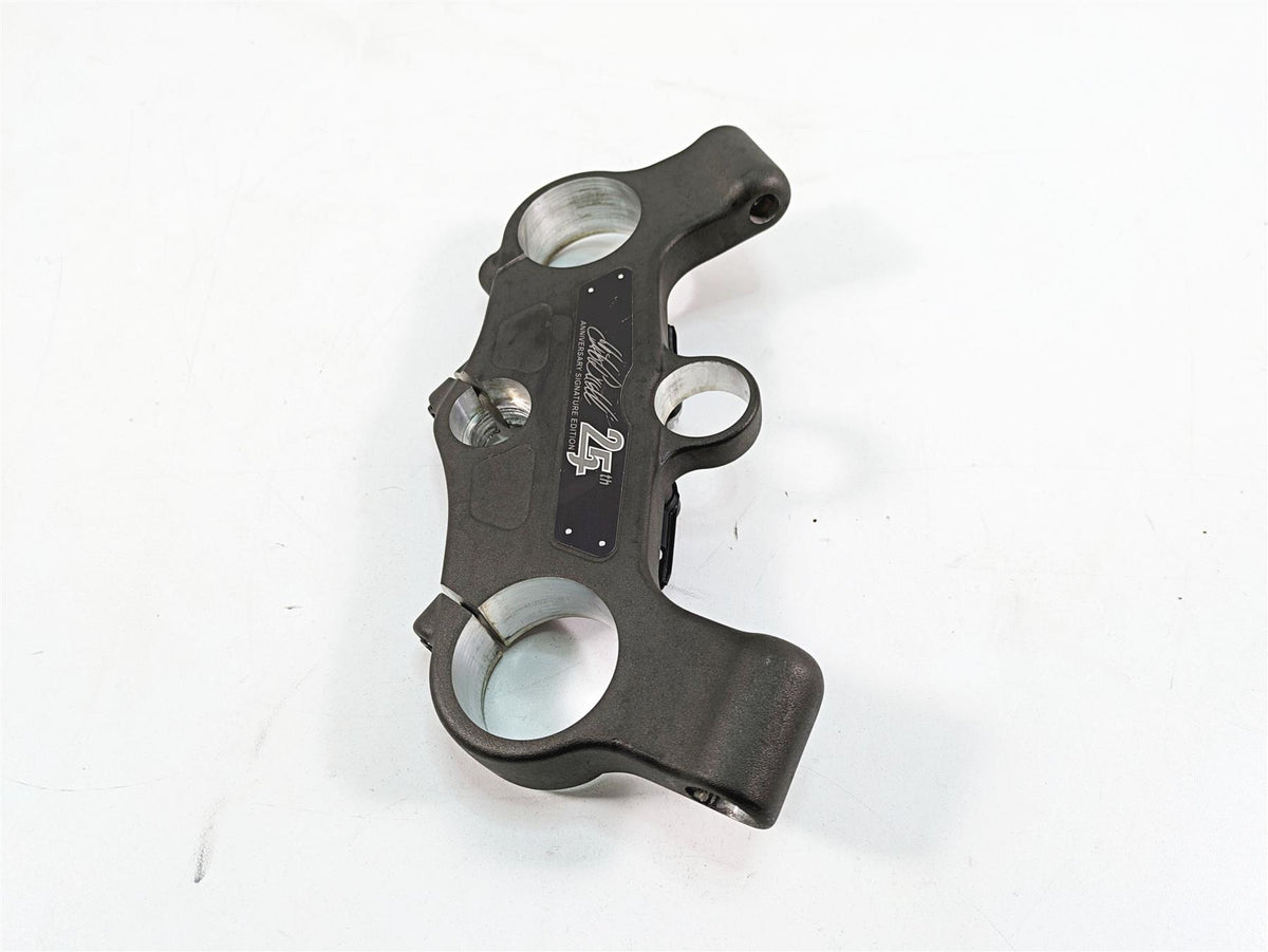2008 Buell 1125 R Upper Triple Tree Signature Steering Clamp 54mm J0105.1AMYCP {{ shop.shopifyCountryName }} - Mototech271