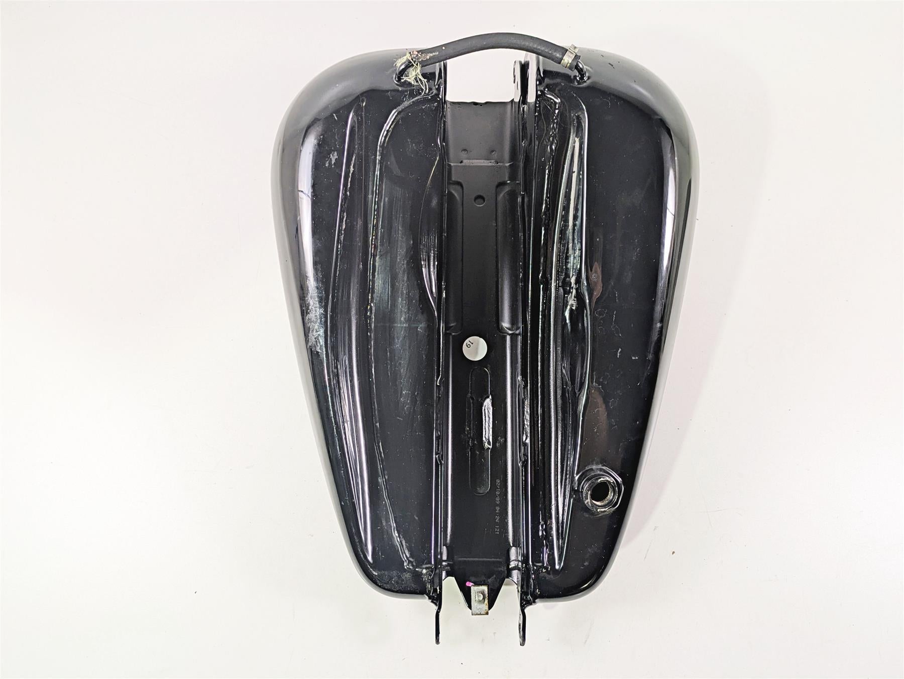 2009 Harley FXDC Dyna Super Glide Fuel Gas Petrol Tank Reservoir - Read 61590-04B {{ shop.shopifyCountryName }} - Mototech271